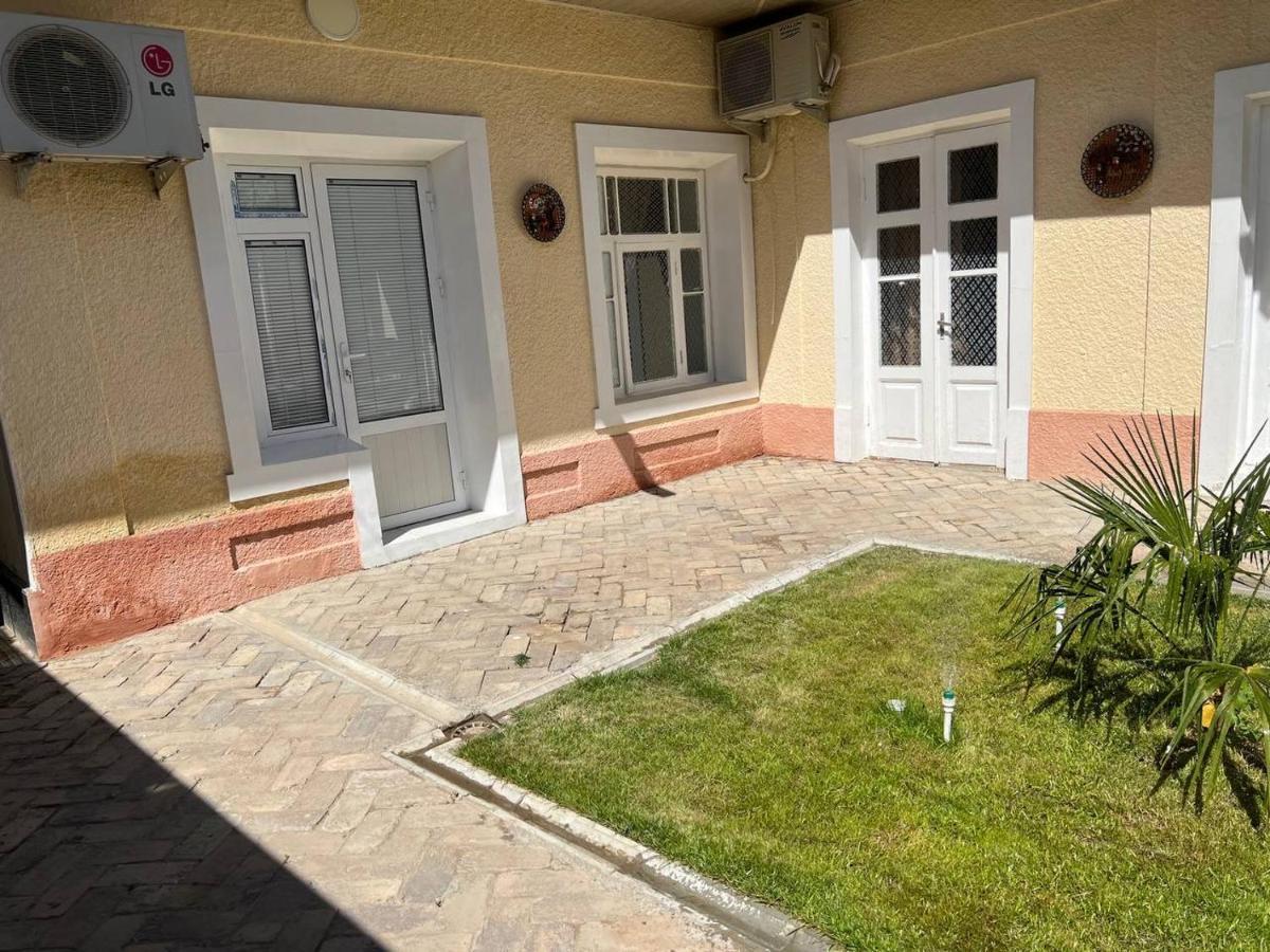 Guest House Han ซามาร์คันด์ ภายนอก รูปภาพ